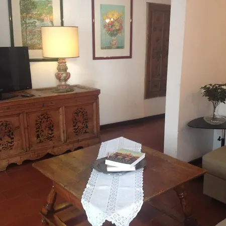 Apartment Domus Antonella A Trastevere *