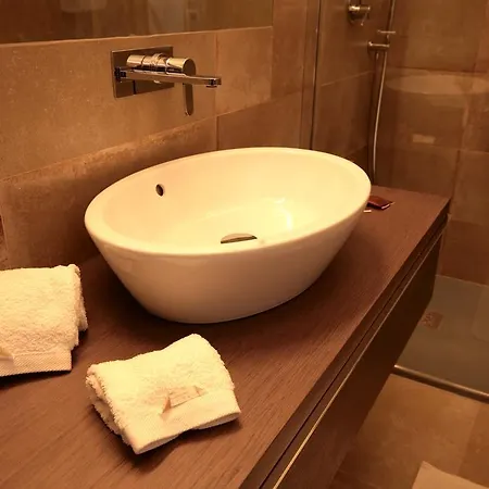 Domus Antonella A Trastevere *