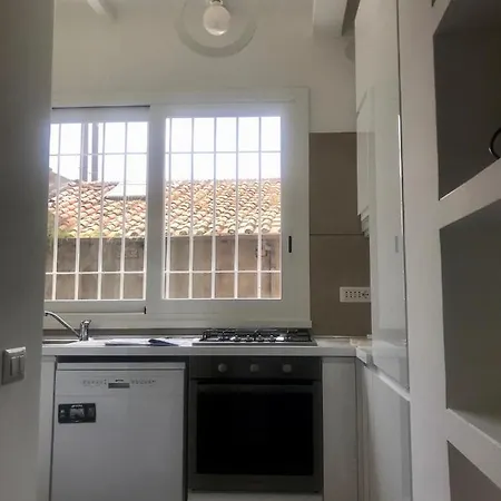 Domus Antonella A Trastevere * Roma